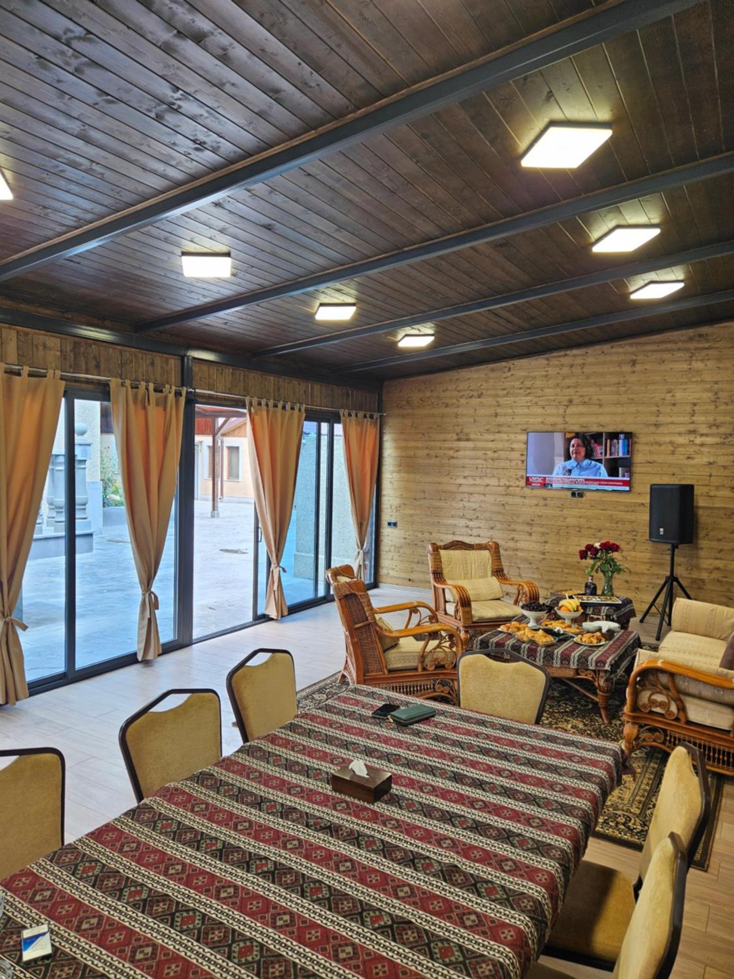 Eridana Hotel Jerevan Exteriör bild
