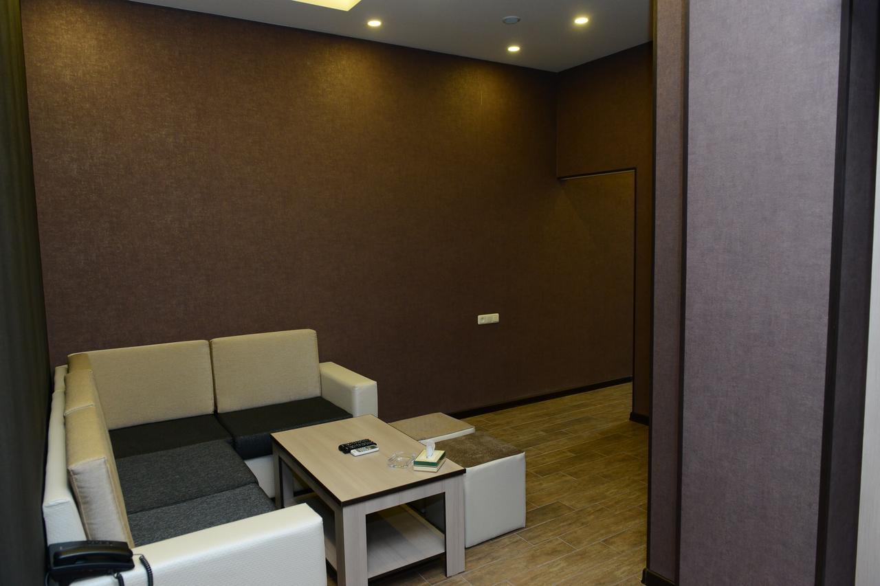 Eridana Hotel Jerevan Exteriör bild