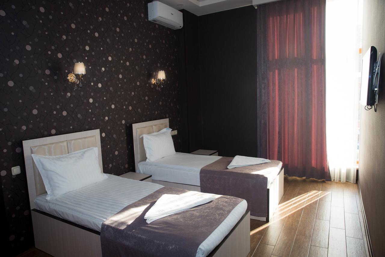 Eridana Hotel Jerevan Exteriör bild