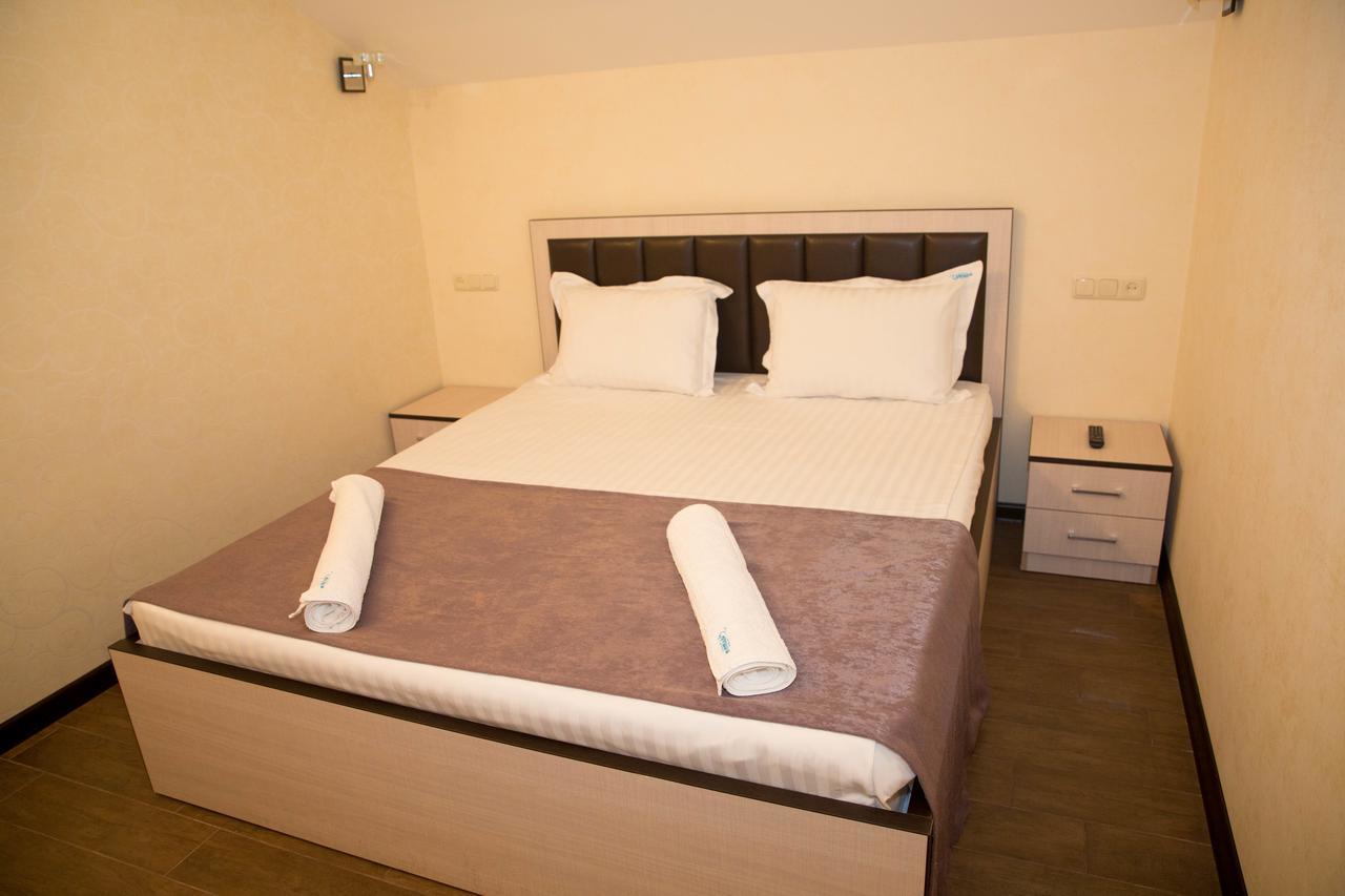 Eridana Hotel Jerevan Exteriör bild