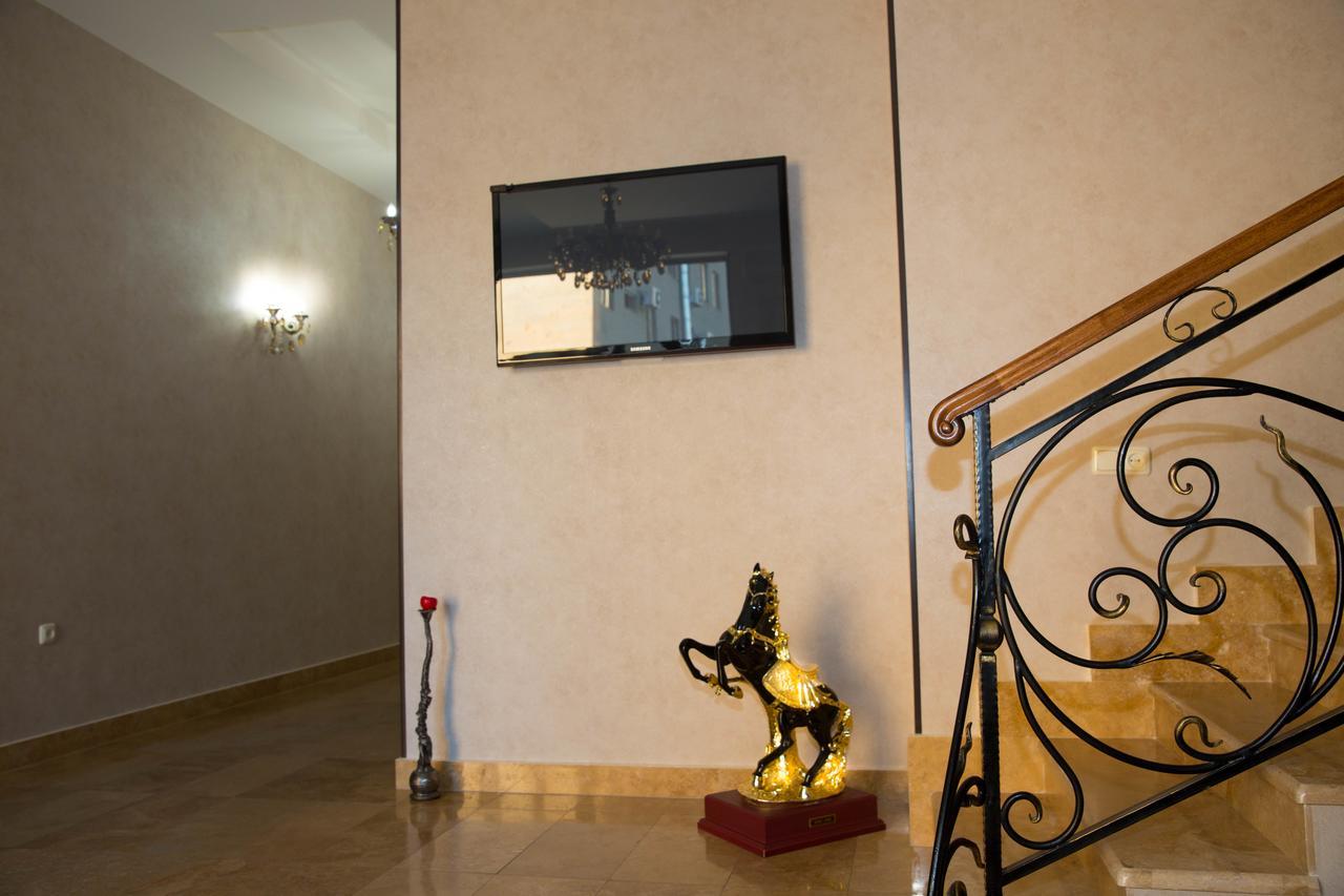 Eridana Hotel Jerevan Exteriör bild