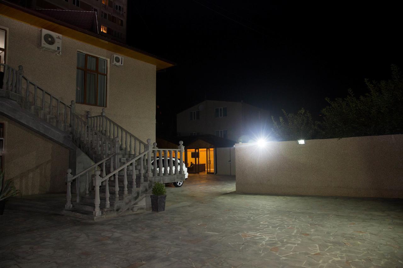 Eridana Hotel Jerevan Exteriör bild